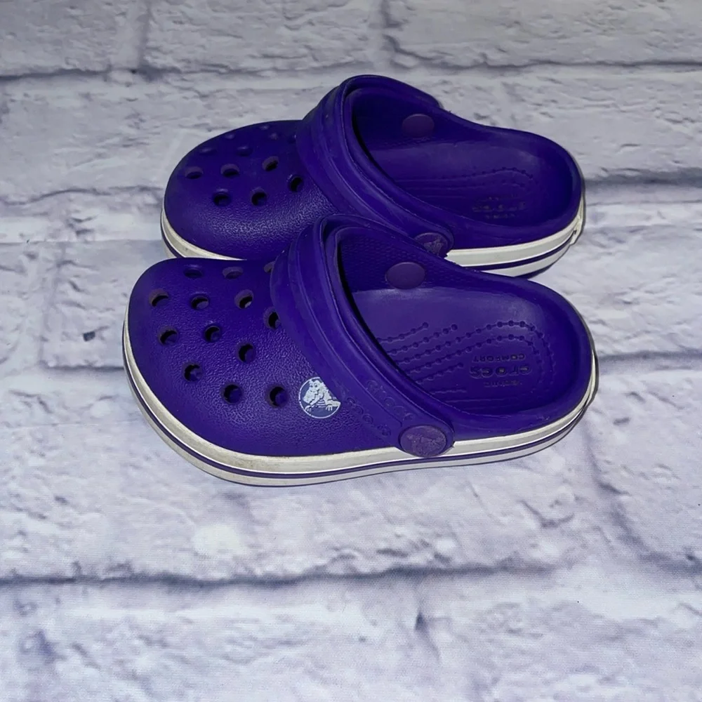 CROCS good used